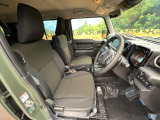 運転席シート廻りは使用感も少なく、良好な状態となっています。丁寧に使われていたことがよくわかりますね。