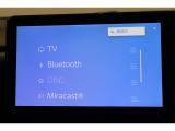 Bluetoothオーディオ再生、地デジ(フルセグ)対応。CD・DVDプレイヤーも装着しています☆