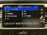 多機能と操作のしやすさを両立した、Honda CONNECT対応のナビディスプレーです。ETC2.0車載器もナビゲーション連動し、スマートフォン用Bluetoothユニット付きです。