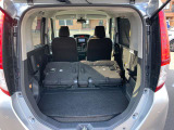 後ろも広々としていますよ!色々な用途でアレンジ出来ちゃいます!! お車によってはフラットになります!