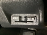 ハンドルの左下にETCがついています。高速道路の料金所の通過も楽々です!。 カードの取り出しもしやすい場所についています。
