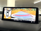 【360&deg;ビューモニター】専用のカメラにより、上から見下ろしたような視点で360度クルマの周囲を確認することができます☆死角部分も確認しやすく、狭い場所での切り返しや駐車もスムーズに行えます。