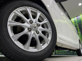 【14インチアルミホイール】外観にマッチしたアルミホイールを装着しております。各種アルミホイールや、スタッドレスタイヤも取扱いしております。是非ご相談ください♪