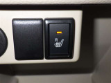 シートヒーター付きです。寒い日も快適なドライブが楽しめます♪