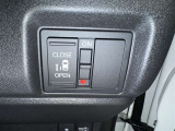 片側電動スライドドアで狭い所でも乗り降り楽々です!