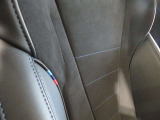 ◆上質なシートは程よいホールド感で座り心地も良く、人間工学に基づき形成した形状が長時間のドライブ疲労も軽減します◆