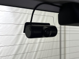 前後録画でより安心に!マスト装備のドライブレコーダーです♪