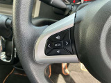左側のステアリングスイッチ
