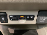 いまや快適なカーライフに欠かせないETCが付いています。