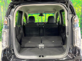 普段のお買い物や通勤、送迎等に十分な荷室スペースを確保しております。セカンドシートを倒すと、大きな荷物の積載も可能です♪
