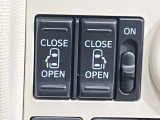ボタン一つで運転席からスライドドアの開閉ができます★