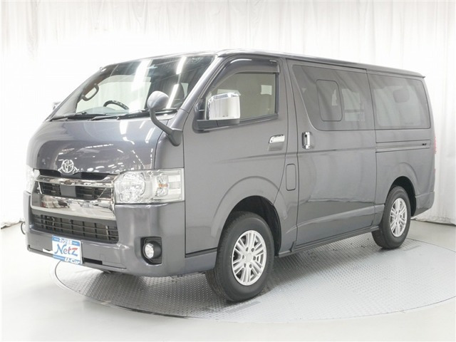 トヨタ ハイエースバン 