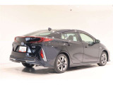 ★★★トヨタ認定中古車★★★ 1年間走行距離無制限の「ロングラン保証」が付いています。全国約5,000ヶ所のトヨタのお店で保証修理可能です。お出かけ先でも安心です。選べる延長保証もご用意しています。