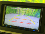 【バックカメラ】駐車時に後方がリアルタイム映像で確認できます。大型商業施設や立体駐車場での駐車時や、夜間のバック時に大活躍!運転スキルに関わらず、今や必須となった装備のひとつです!