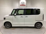 購入後も自社指定整備工場完備でお客様の愛車をしっかりサポート致します!御納車時には安全かつ安心してお乗り頂けるようホンダ専門知識を持つ整備スタッフが点検・整備・装備も説明をしてお渡ししております。