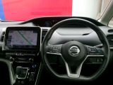 セレナ 1.2 e-POWER ハイウェイスターV 