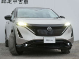 アダプティブLEDヘッドライト。フロントカメラで前方の状況を検知し対向車や先行車に眩しい思いをさせることなく必要なところだけを遠くまで照射します。