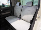 【セカンドシート】ゆったり快適に座っていただけますので、楽しくドライブに参加できます。