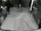 ゴルフバックなどの荷物もラクラク積み込めます。
