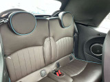 【後部座席】こちらも状態良好です。