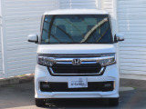 納車前に点検・整備を行なった後に納車いたします。交換が必要な部品は全て交換してからのお渡しとなります。費用を別途頂くことはありませんのでご安心ください。お問合せを心よりお待ち致します。