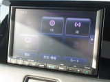 【装備】新世代コネクテッド技術「HondaCONNECT」対応ナビ【VXM-215VFEi】Honda Total Careプレミアムへのご加入で、安心・ストレスフリーなカーライフを実現します。