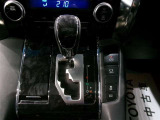 【シフト】直感で操作しやすいシフトレバーになっております!