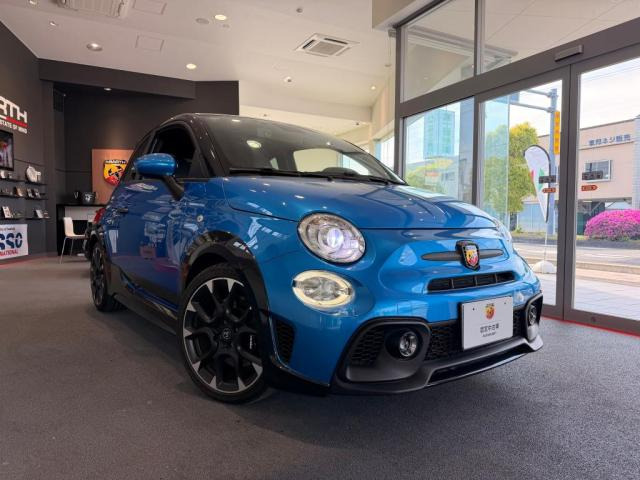 アバルト アバルト695 