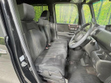 運転席シート廻りは使用感も少なく、良好な状態となっています。丁寧に使われていたことがよくわかりますね。