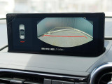 バックカメラを装備。駐車場などでの取り回しもスムーズに行っていただけます。