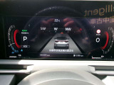 メーター中央に、様々な車両情報を表示してくれる、ディスプレイがついています。
