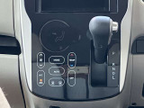 ◆オートエアコン◆車内に取り込む外気をキレイにして、安心おでかけ!操作性と視認性に優れたタッチパネル式です!凹凸が少なく、お掃除が楽にできます!
