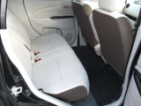 後席の画像です。