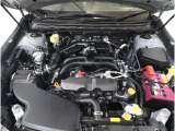 ■スバルと言えば水平対向エンジン。車体の低い位置に搭載されているので、万一の衝突時には、エンジンルームの下へ潜り込み、室内の乗員の被害軽減に貢献致します。