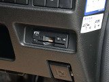 ビルトインETCが付いています。高速道路をスムーズに通れますし、割引も有ったりします。