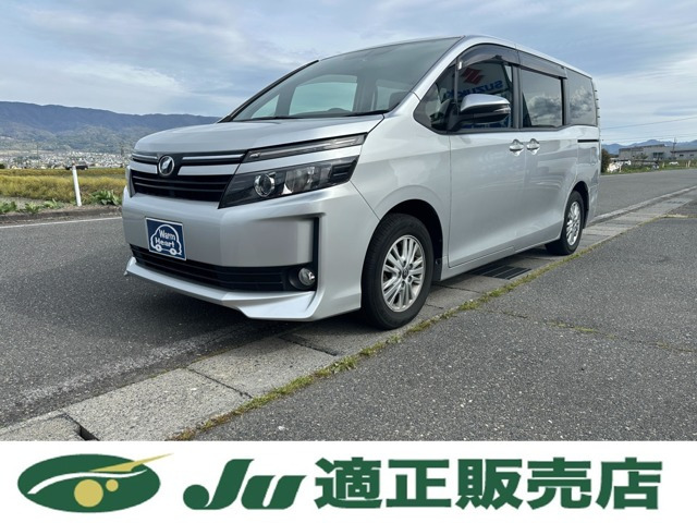 トヨタ ヴォクシー 