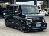 この度は数多くの中古車販売店の中より、弊社の物件の閲覧をしていただき有難うございます。ご不明な点が御座いましたらお気軽にお問合せ下さい。心よりお待ち致して居ります。