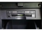 ボイスタイプのETC搭載。高速道路出入口もスマートに通過! 今やマストアイテムですね。納車前には使用できるようにセットアップをさせていただきます。ETCカードの取扱もしておりますのでご相談ください。