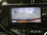 バックガイドモニターで、後方を確認しながら安心して駐車することができます。運転初心者も熟練者も必須の機能ですよ!