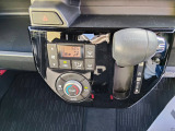 オートエアコン装備車両です。
