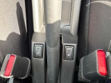 シートヒーターついてます。