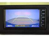 【バックカメラ】バック駐車が苦手な方の強い味方です。後方の状況が一目で分かりますので安心ですね。