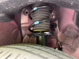 お車を安心してお乗りいただく為には、足回りの定期点検が欠かせません。サービスサポート(有償保証)では無料点検もご提供しており、安心のカーライフをお過ごしいただけるサポート体制が整っています。