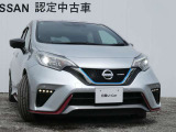 LEDヘッドライトです。ハイビームアシスト・ヘッドランプをハイビームにして走行中、前方の対向車や先行車がいたり、明るい場所を走行すると自動でロービームになります。