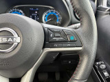 ハンドルには各種スイッチがありますが、運転中でも操作がしやすくなっております。