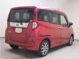 バックガイドモニターで、後方を確認しながら安心して駐車することができます。運転初心者も熟練者も必須の機能ですよ!