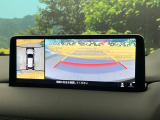 【360&deg;ビューモニター】専用のカメラにより、上から見下ろしたような視点で360度クルマの周囲を確認することができます☆死角部分も確認しやすく、狭い場所での切り返しや駐車もスムーズに行えます。