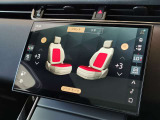 【12ウェイ電動フロントシート(ヒーター、メモリ、2ウェイマニュアルヘッドレスト付)】季節を問わず快適なドライブができるようヒーターが搭載されています。