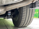 お車を安心してお乗りいただく為には、足回りの定期点検が欠かせません。サービスサポート(有償保証)では無料点検もご提供しており、安心のカーライフをお過ごしいただけるサポート体制が整っています。