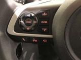 【ステアリングスイッチ】左です。ハンドルから手を離さず、運転に集中したまま手元でオーディオ操作等ができます。